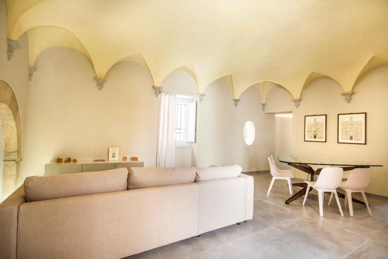 Casa Dell'Architetto Alla Cattedrale By Wonderful Italy ปาแลร์โม ภายนอก รูปภาพ